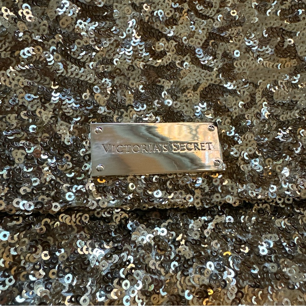 Victoria’s Secret Gold Sequin Clutch Purse Evening Hand Bag Shiny Zipper - Picture 2 of 15